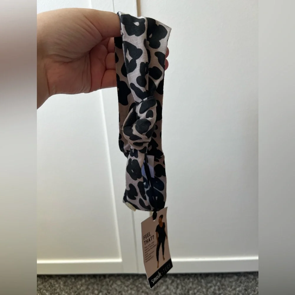 Smash‎ + Tess x Loren Brovarnik NWT Soft Leopard Knot Headband